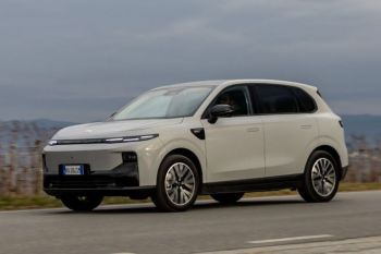Leapmotor perkuat ekspansi ke Eropa lewat peluncuran mobil listrik dan hybrid EV di Brussels Motor Show