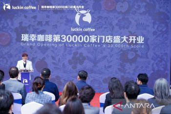 KBRI Beijing hadirkan santan Indonesia di gerai terbaru Luckin Coffee