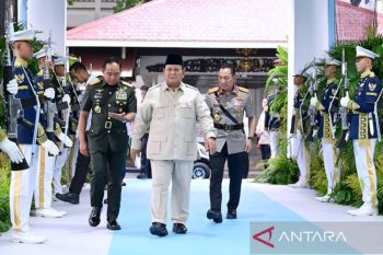 Thomas resmi Deputi Gubernur BI, Prabowo berpesan agar kerja untuk rakyat