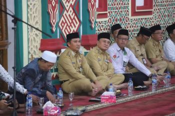 Bupati Lambar ingatkan calon haji untuk jaga fisik dan kesehatan
