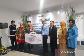BPKH resmikan Islamic Economics and Business Center di UNS