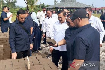 Menteri Imipas-Komisi XIII DPR kunjungi kawasan pangan Nusakambangan