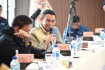Anggota DPR minta lembaga pendidikan terhubung dengan sektor industri