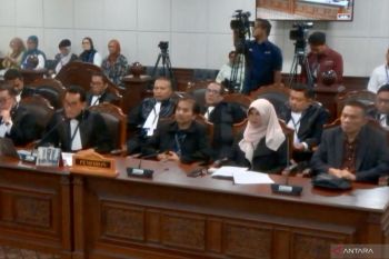 Sidang Roy Suryo dkk, Wakil Ketua MK tegaskan MK bukan pelayan kasus
