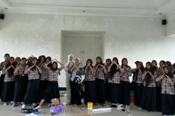 PLN ajak Siswa SMA Negeri 2 Wonosari Gunungkidul belajar bisnis hampers