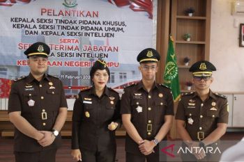 Tiga pejabat Kejari Dompu berganti, Ini pesan tegas Kajari