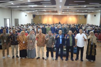 Forum akademik FEB UMS bahas pembangunan ekonomi, kesejahteraan, dan kualitas pekerjaan di era global