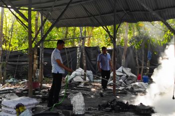 Polairud Polda Babel gerebek gudang peleburan pasir timah ilegal di Kabupaten Bangka