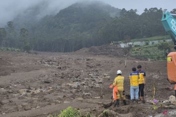 Hari ke-20 longsor Bandung Barat, tim SAR evakuasi 101 kantong jenazah