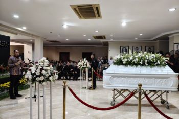 Surabaya berduka, Wali Kota Surabaya lepas kepergian Adi Sutarwijono