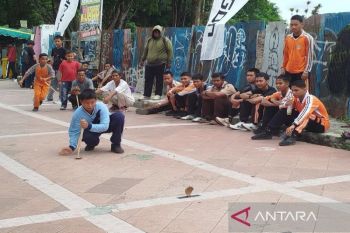Pemkab Kobar jaga eksistensi budaya melalui turnamen olahraga tradisional