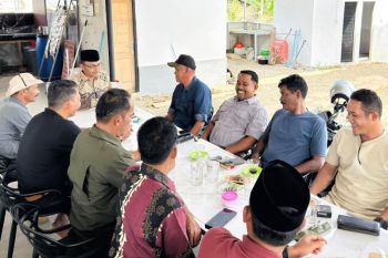 Haji Uma sampaikan keluhan warga soal data rumah rusak ke Satgas PRR nasional