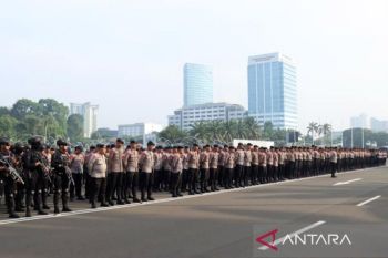 1.060 personel jaga aksi guru madrasah di DPR