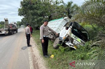 Nahas! Pemuda Palangka Raya meninggal usai tabrak dump truk