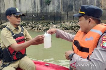 Sungai tercemar, DPR desak fasilitasi air bersih warga Tangsel