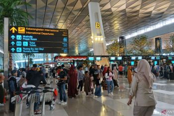 Penerbangan menuju Timur Tengah dari Bandara Soetta terjadi penundaan