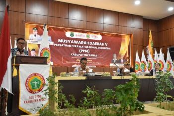 Pemkab Kapuas tegaskan komitmen tingkatkan kapasitas SDM tenaga kesehatan