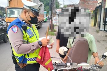 Satlantas Polres Bekasi gagalkan upaya peredaran 23 paket sabu