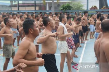Semangat Pagi Menggema: Senam Bersama Warga Binaan Lapas Pekanbaru