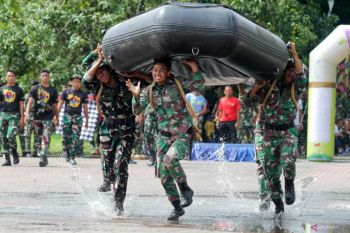 Perlombaan lari estafet Militer