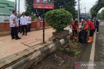 Pemkab Kudus gencarkan kampanye pungut sampah ciptakan lingkungan bersih