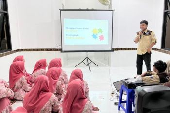 Mahasiswa FKIP UMS gelar sosialisasi public speaking "Suaramu Berharga" untuk tumbuhkan kepercayaan diri anak panti