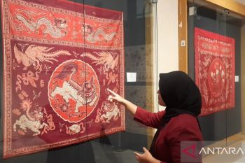 Jejak akulturasi Tiongkok-Nusantara dalam selembar kain