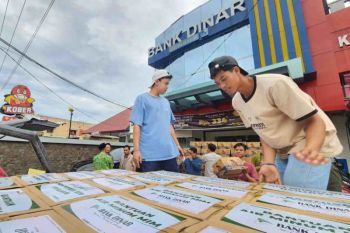 Jelang Ramadan, 9.000 dus air mineral mengalir ke masjid di NTB