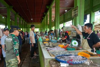 Jelang ramadan, Bupati Asmar pastikan harga dan stok sembako di Meranti tetap aman