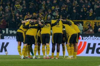 Dortmund gasak Atalanta 2-0 di  playoff Liga Champions