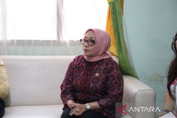 Menteri PPPA Arifah kecam guru tanggalkan pakaian siswa