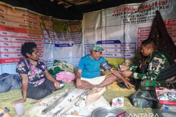 Satgas Yonif 511/DY perkuat layanan pengobatan bagi warga Balingga