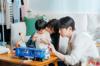 Pemeran drama Korsel "Our Universe" berbagi pengalaman mengasuh anak
