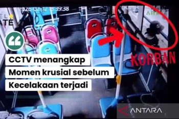 Saksi dan kronologis pejalan kaki sebelum terlindas Transjakarta