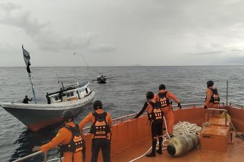 Tim SAR evakuasi ABK di perairan Gili Trawangan