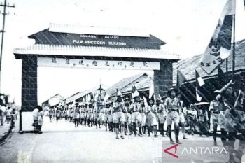 Kedamaian Tionghoa Kaltim tercermin dalam gabin lido dan kue keminting