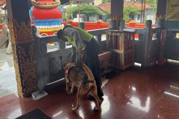 Polresta Banyumas sterilisasi kelenteng jelang Tahun Baru Imlek agar umat tenang