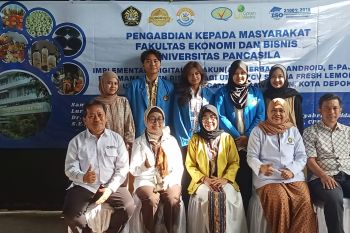 FEB UP beri edukasi ekonomi UMKM Sawangan Depok