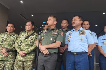 KSAD beri bantuan kepada keluarga prajurit korban longsor Cianjur