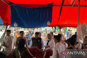 Wakapolda Jambi bersama Wagub dan Satgas sidak harga sembako di pasar Angso Duo jelang Ramadan