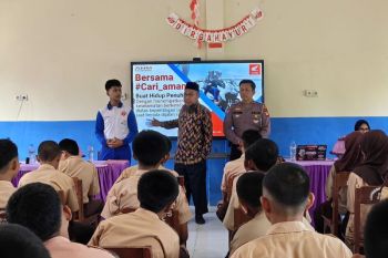 Asmo Sulsel dan Polres Gowa Edukasi Safety Riding di SMPN 5 Gowa