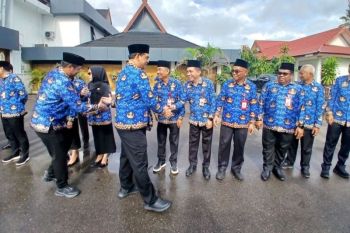 Apel gabungan, Bupati Barut soroti disiplin ASN dan rendahnya serapan anggaran