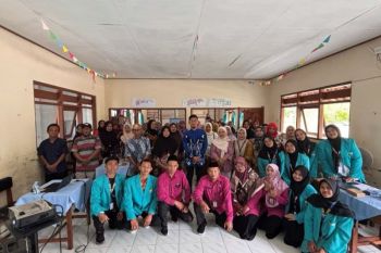 Mahasiswa UMS dorong penguatan adab siswa untuk cegah kecanduan gawai