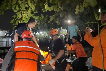 Tim gabungan temukan pria yang tenggelam di Kali Sunter