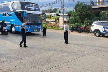 Pemkab Batang perketat operasional truk sumbu tiga