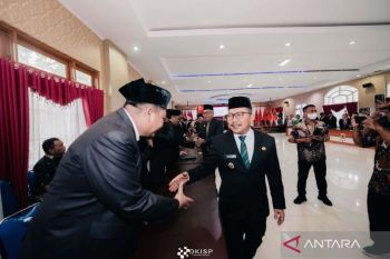 Bupati Banggai rotasi 10 pejabat Eselon II