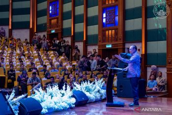 Kasus Komisi Antirasuah, Anwar: Hukum harus berdasarkan penyelidikan