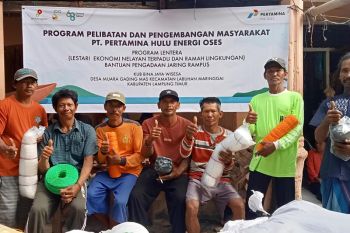 Bantuan alat tangkap ikan dari PHE OSES bantu produktivitas nelayan Lampung Timur