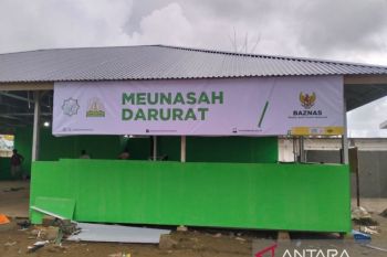 Masjid darurat dari BAZNAS sudah dimanfaatkan warga beribadah Ramadhan di lokasi bencana Sumatera