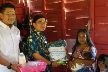 Bandara H. AS Hanandjoeddin jadi orang tua asuh cegah stunting